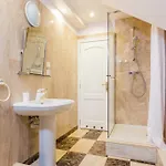 Mon Plaisir Apartment *