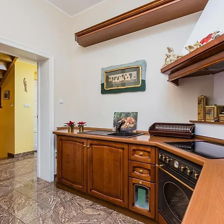 Mon Plaisir Apartment
